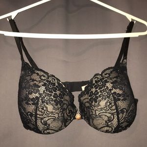 Black lace Victoria’s Secret push up bra